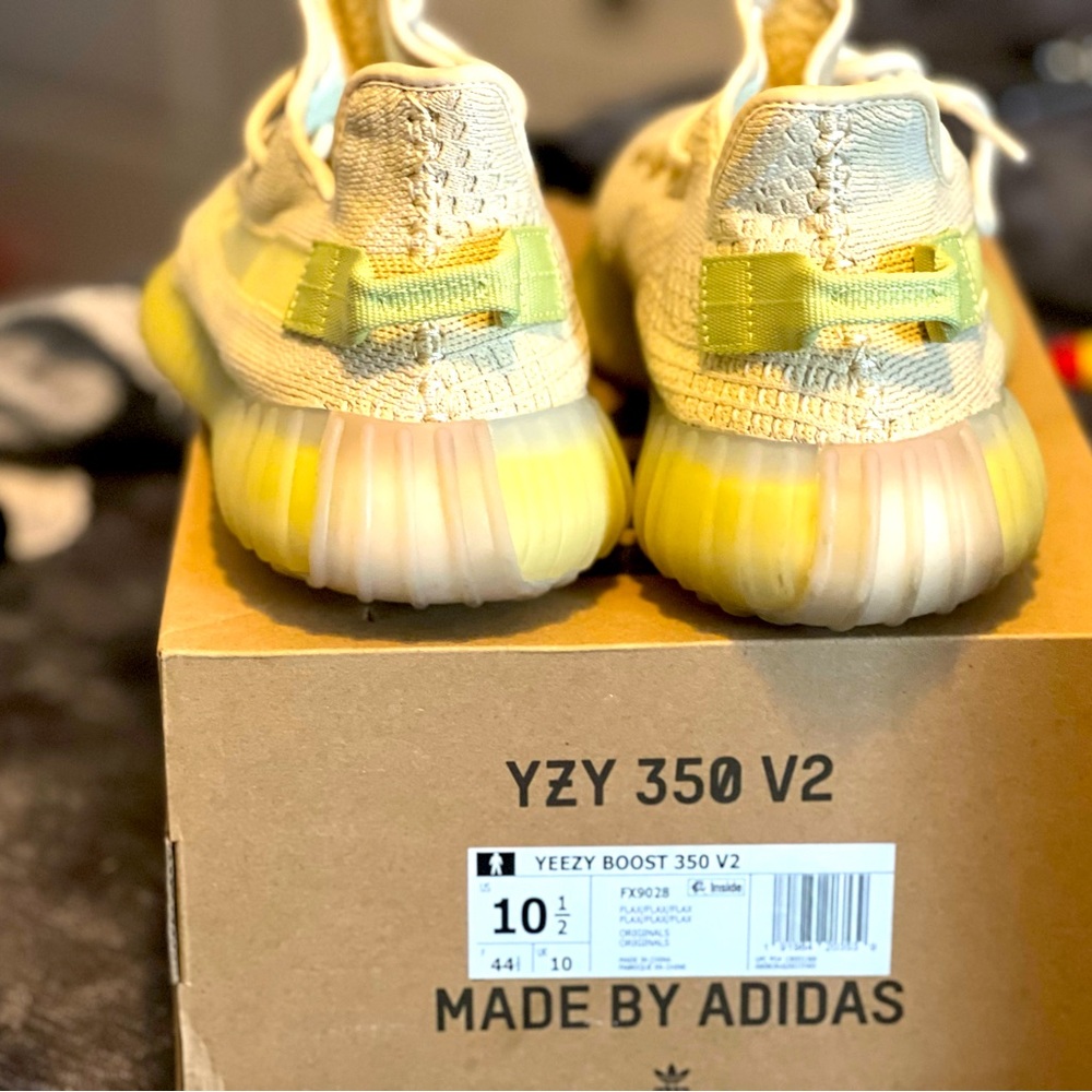 Men’s size 10 Yeezy